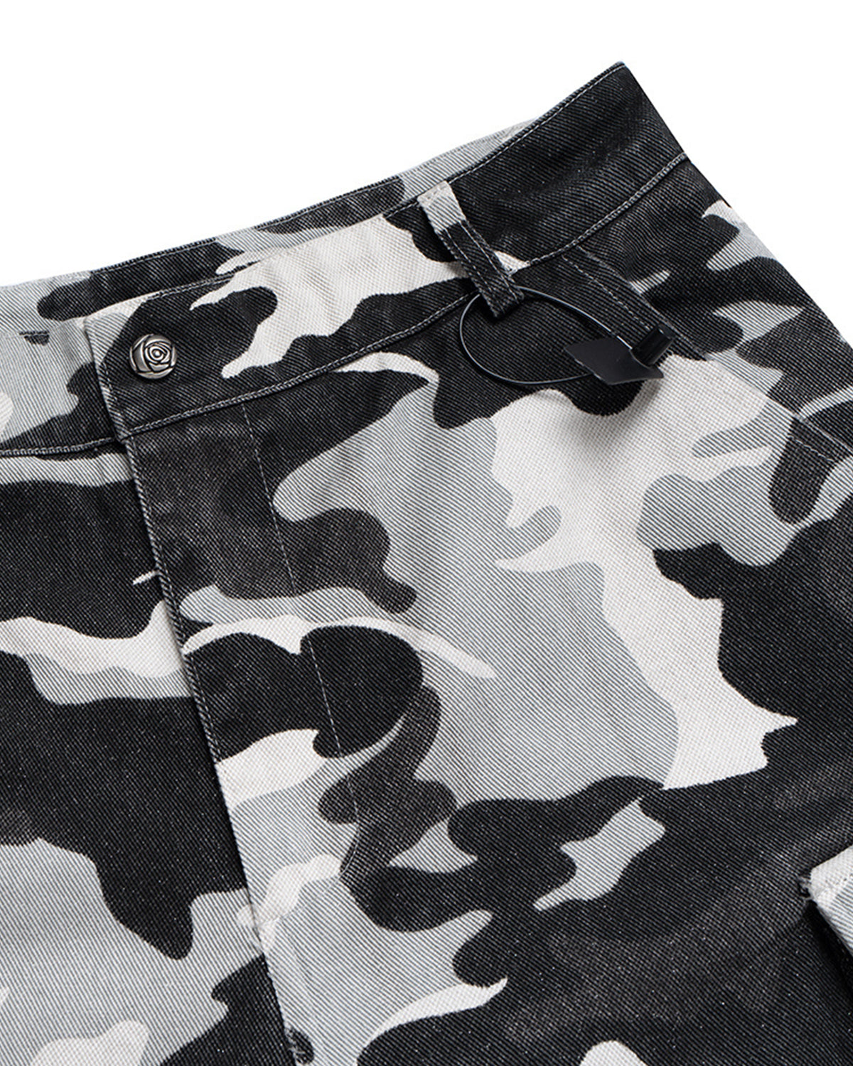 Glitter Camo Cargo Longline Shorts | LCDEGO Streetwear