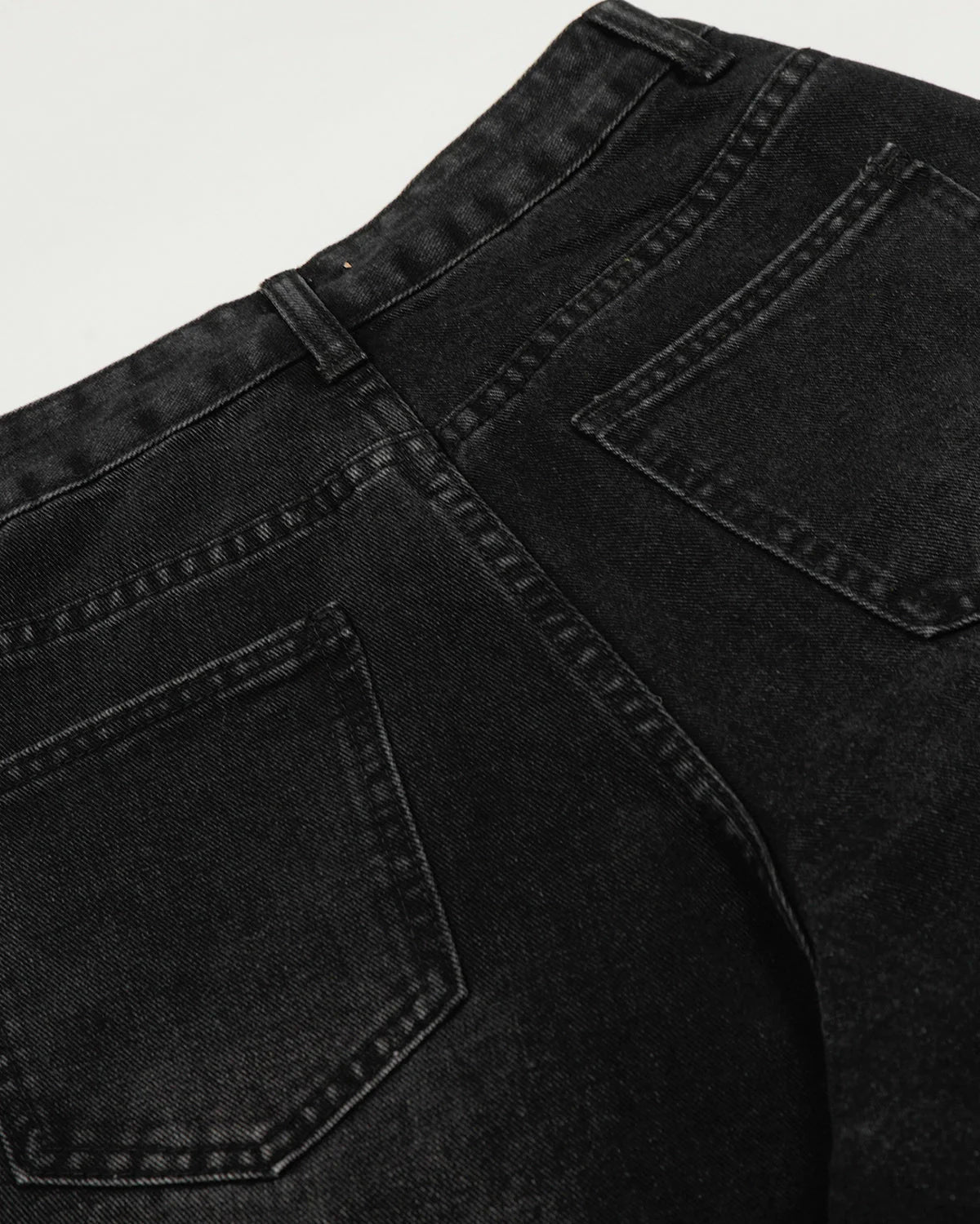 Whisker Washed Rivet Barrel Jeans | LCDEGO Streetwear