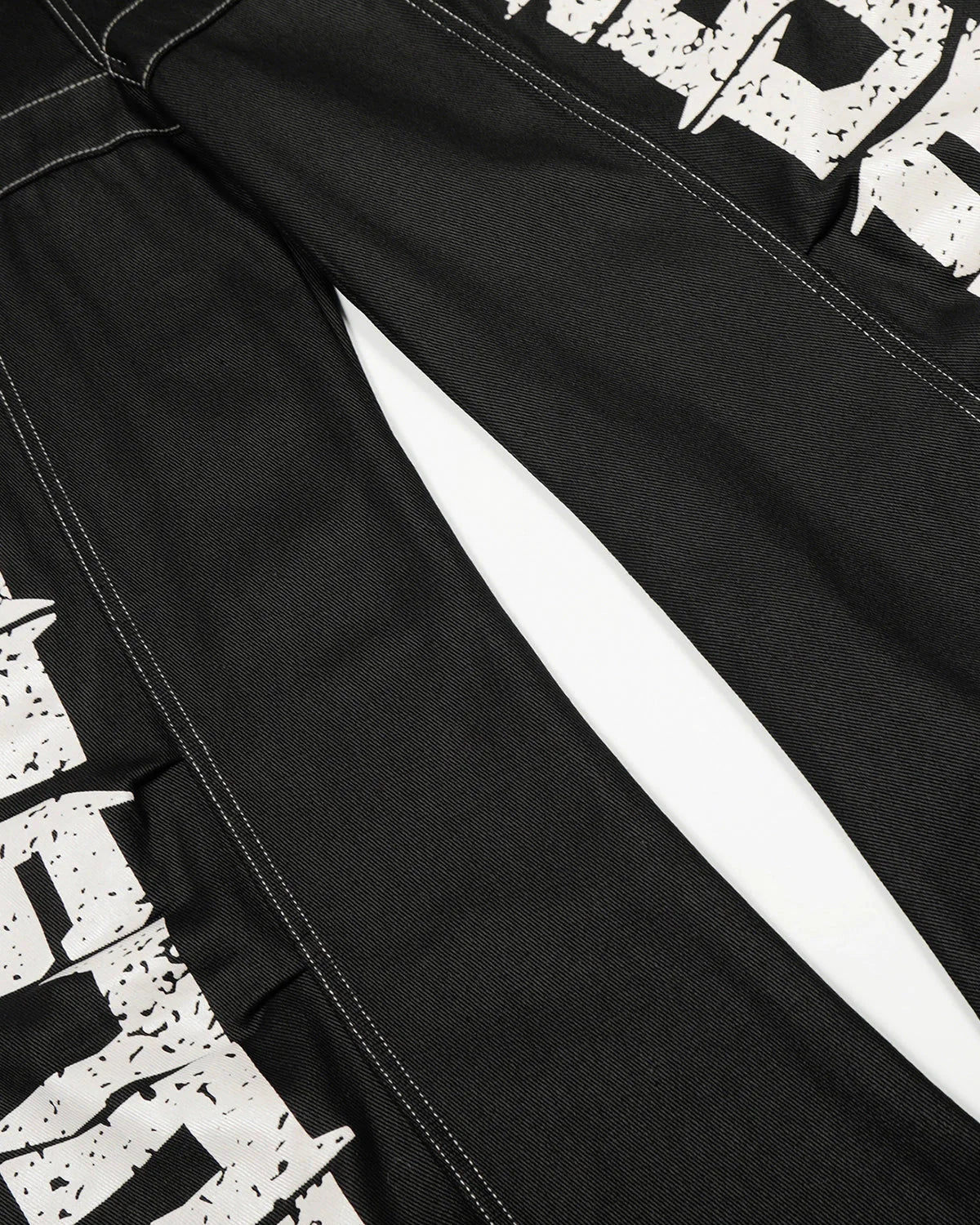 Letter Graphic Cargo Barrel Jeans | LCDEGO Streetwear