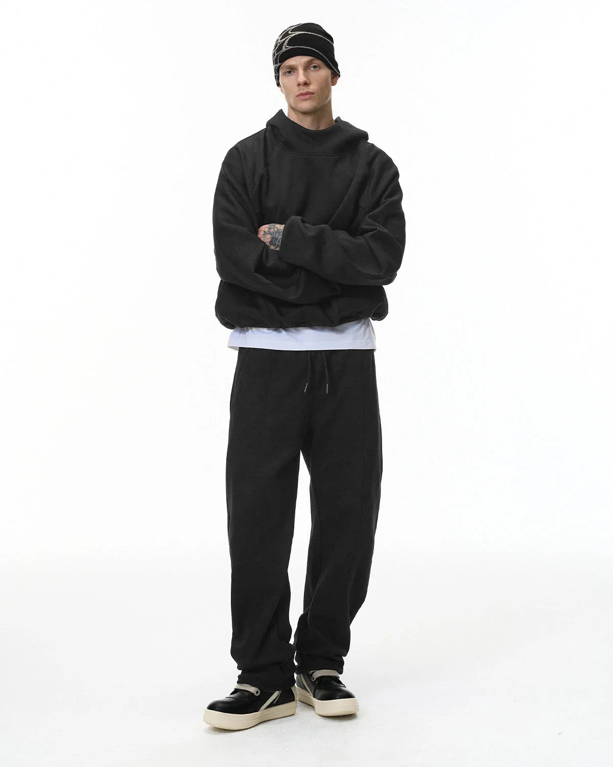 Blank Comfy Barrel Sweatpant | LCDEGO Streetwear