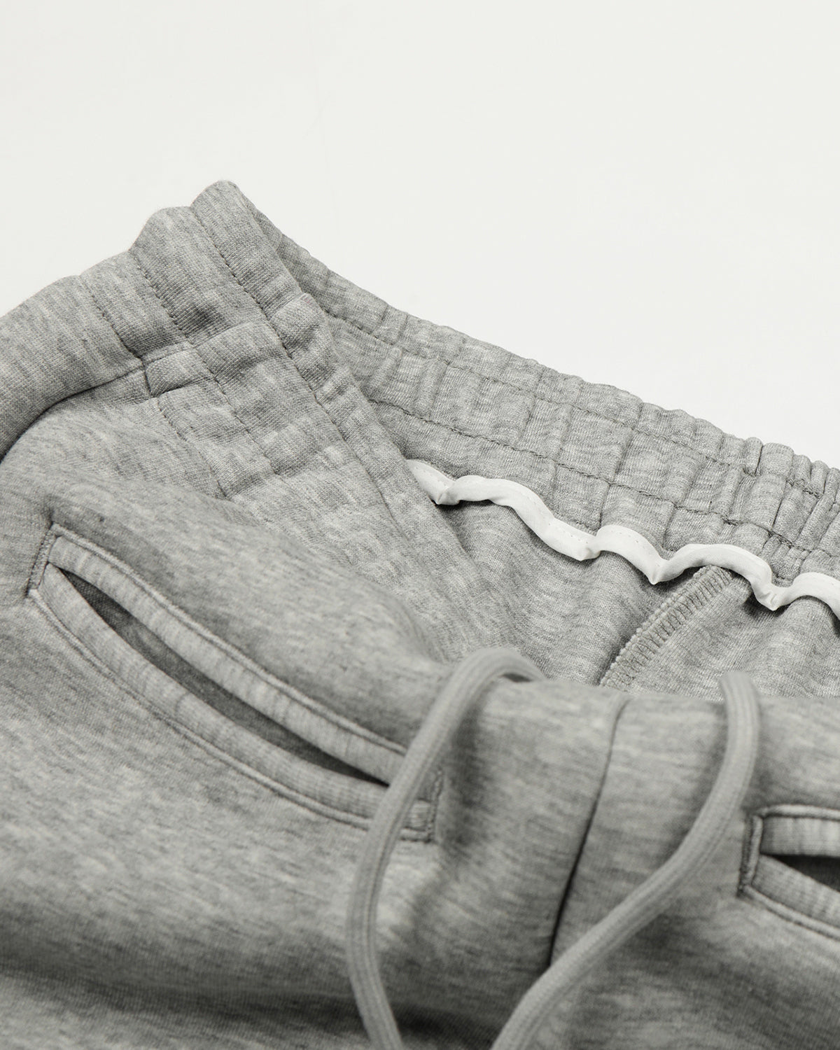 Curved Seam Wide-Leg Sweatpants | LCDEGO Streetwear