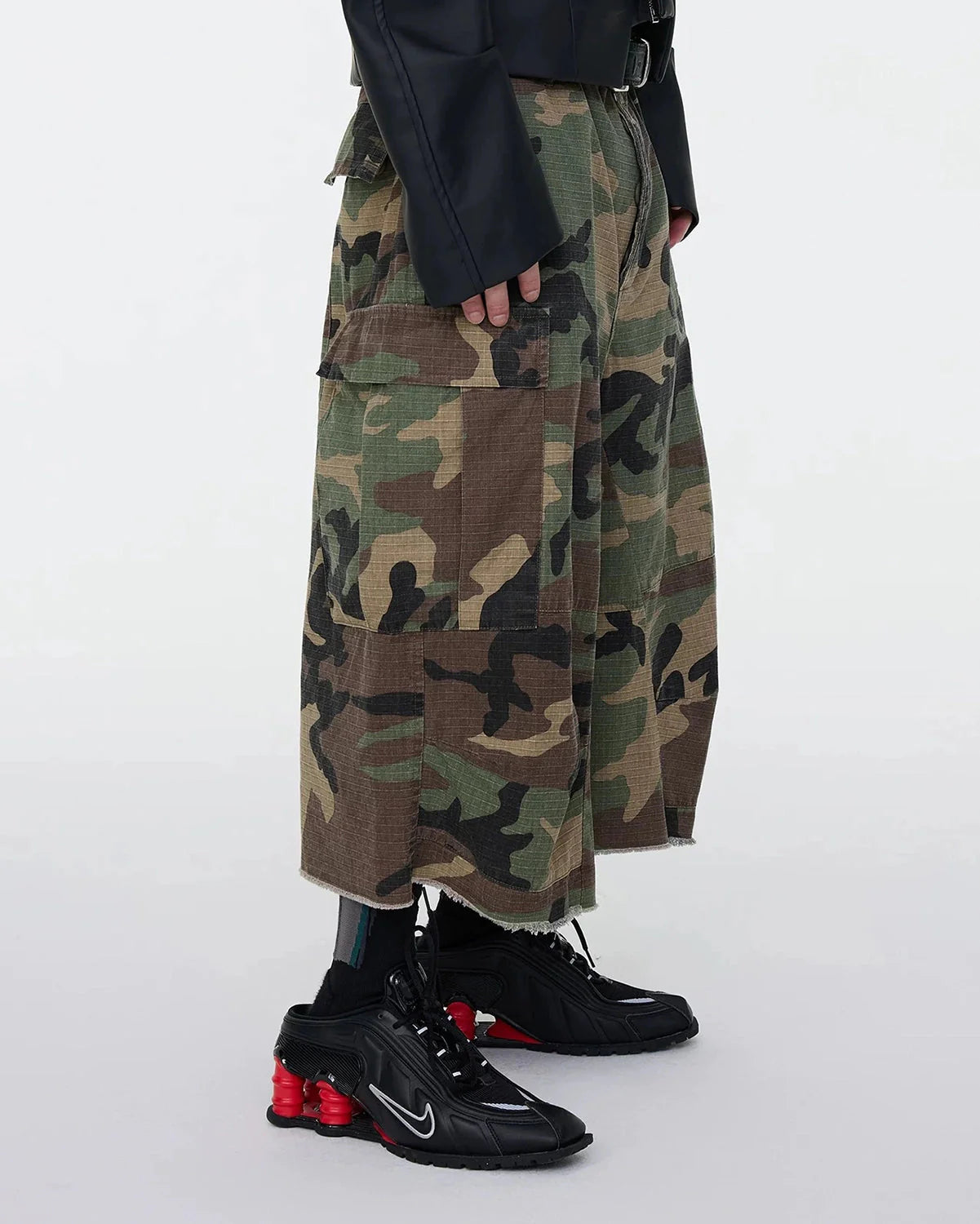 Oversized Camo Cargo Longline Shorts | LCDEGO Streetwear