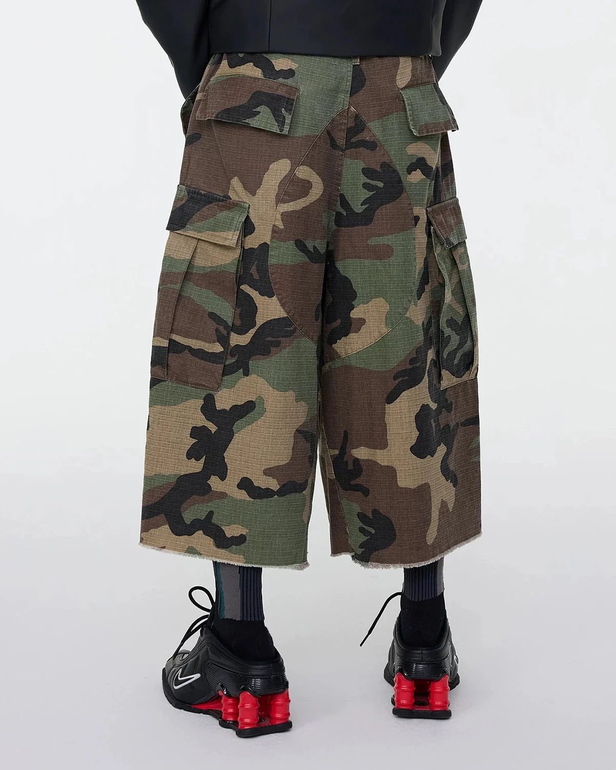 Oversized Camo Cargo Longline Shorts | LCDEGO Streetwear