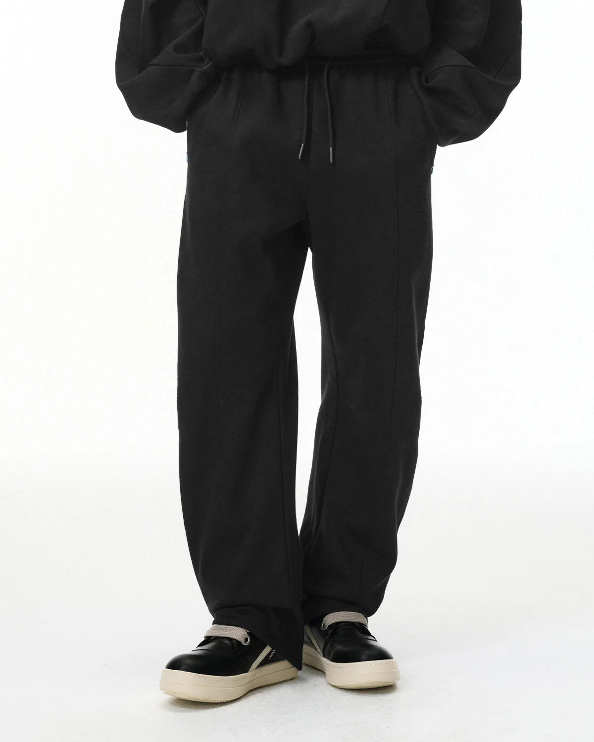 Blank Comfy Barrel Sweatpant | LCDEGO Streetwear